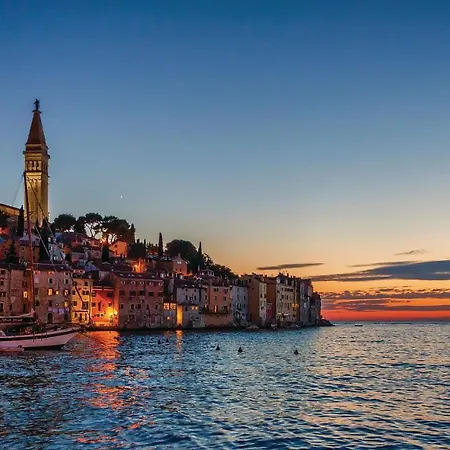 2 Bedroom Stunning In Rovinj