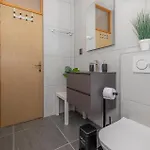 2 Bedroom Stunning In Appartement *