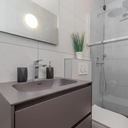 Daire 2 Bedroom Cozy In *